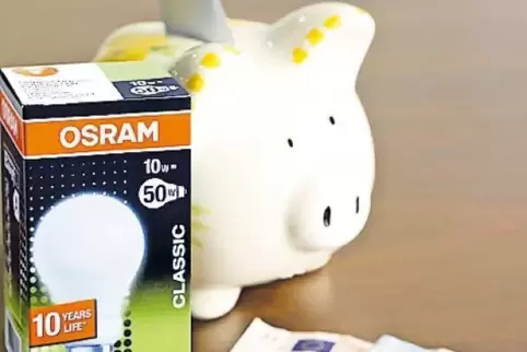 Energie kostet nicht nur Privathaushalte viel Geld, auch Verwaltungen und Gemeinden.