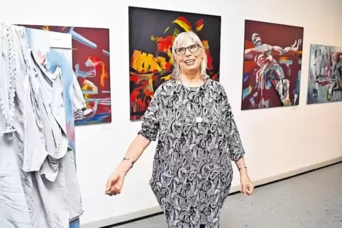 In Oppau zeigt Karin Klomann vor allem aktuelle Werke.