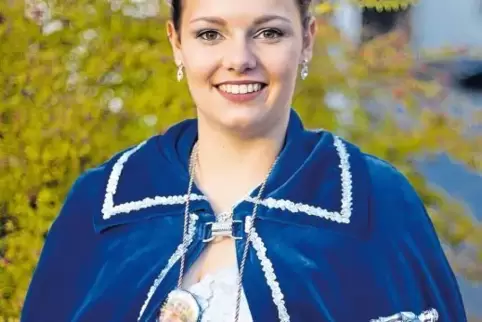 Mit Krone und Zepter: ACV-Prinzessin Tamara I. stammt aus St. Julian, ist 20 Jahre alt und heißt mit bürgerlichem Namen Tamara T