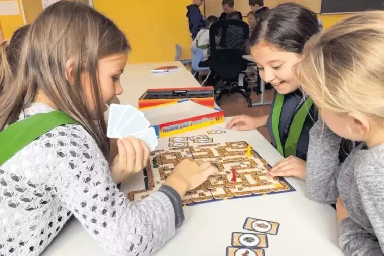 Noch mehr Spaß im Klassenzimmer: Die Kinder in der Grundschule Kallstadt dürfen spielend lernen.