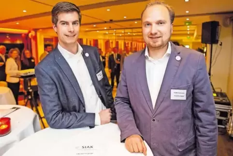 Ausgezeichnet: Tobias Hamann und Steffen Schneider (Complero) sind „Gründer des Jahres“.