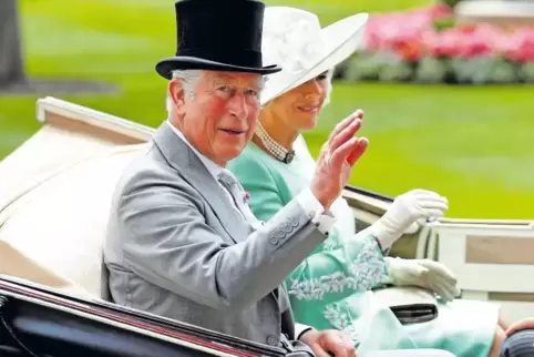 Charles (mit Ehefrau Camilla im Juni in Ascot) dürfte der am besten ausgebildete Monarch aller Zeiten sein. Der älteste König be