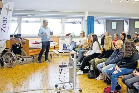Die Schüler konnten viel an Informationen und an Einblicken in die Pflegeberufe aus ihrer Teilnahme am Aktionstag, hier im Diako