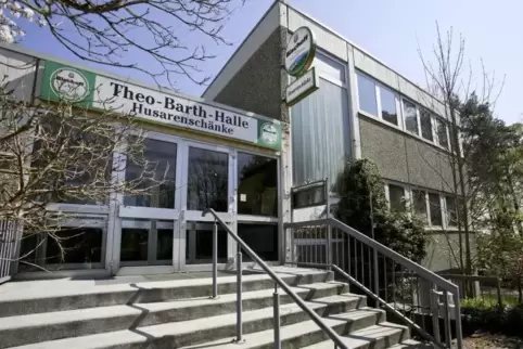 Beherbergte früher die Husarenschänke: die Theo-Barth-Halle.  Foto: View 