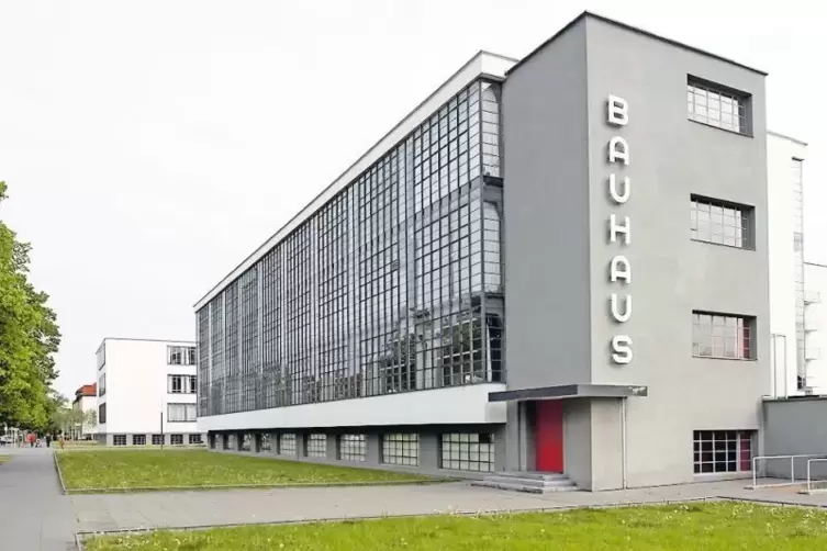 Visionär der Moderne: Walter Gropius gründete und baute das Bauhaus in Dessau. Er heiratete Gustav Mahlers Witwe Alma. Ihrer bei