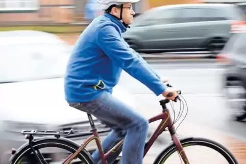 Im vergangenen Jahr waren 19 Prozent aller verkauften Fahrräder in Deutschland Elektroräder. Der Verkauf von regulären Fahrräder