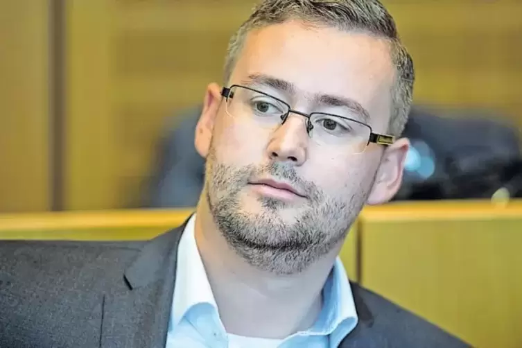 Seit gut einem Jahr im Bundestag: Sebastian Münzenmaier im Juli 2017 während der Verhandlung am Amtsgericht in Mainz.