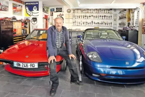 Hätte eigentlich sein Wohnzimmer werden sollen: Holger Helck in seiner „Garage“.