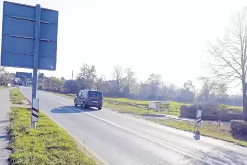 Wäre zwischen Fußgönheimer Aldi und Gemeinde eine Mischung aus Gewerbe und Wohnbauland möglich?
