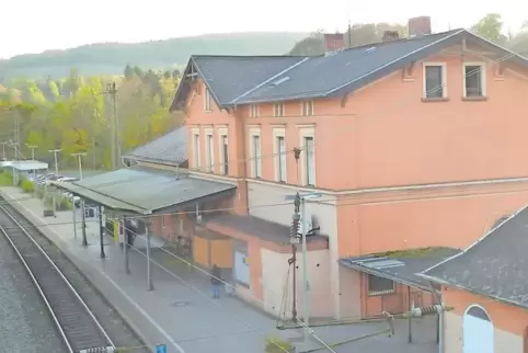 Der Bahnhof Ottweiler vor dem Ausbau. Bis 2020 soll der barrierefreie Umbau abgeschlossen sein.