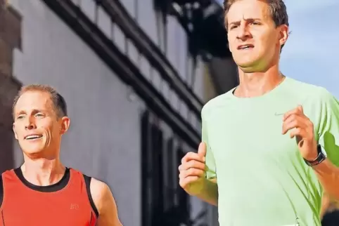 Lennart Nies (rechts) will seine Zeit über die Halbmarathon-Distanz auf unter 1:17 Stunden verbessern.