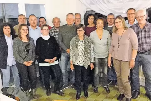 Unser Bild zeigt die geehrten Blutspender (v.l): Rudi Ries, Michael Huber, Manuel Eller, Gerhard Rühl, Bernd Männer, Ewald Bast,