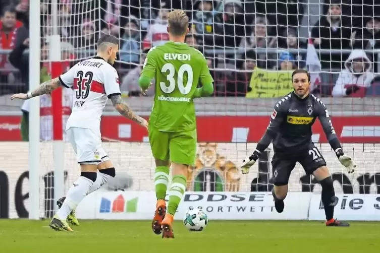 „Es war der richtige Schritt“: Torwart Tobias Sippel fühlt sich wohl bei Erstligist Borussia Mönchengladbach.