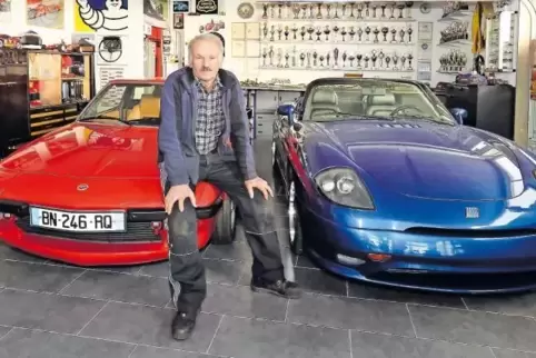 Hätte eigentlich sein Wohnzimmer werden sollen: Holger Helck in seiner „Garage“.