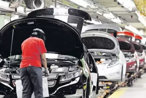 Der geplante Abbau von 8000 Jobs bei General Motors (GM) – unser Bild zeigt Montagearbeit im Werk Hamtramck, Michigan – passt Tr