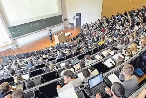 Volle Hörsäle: Bundesweit sind aktuell weitere 22.600 Studierende immatrikuliert.