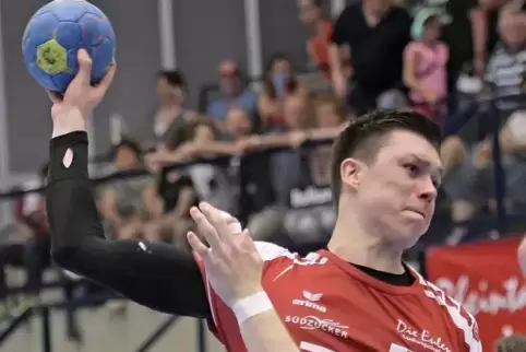 Sein Comeback sehnen die Eulen herbei: Azat Valiullin.  Foto: KUNZ 