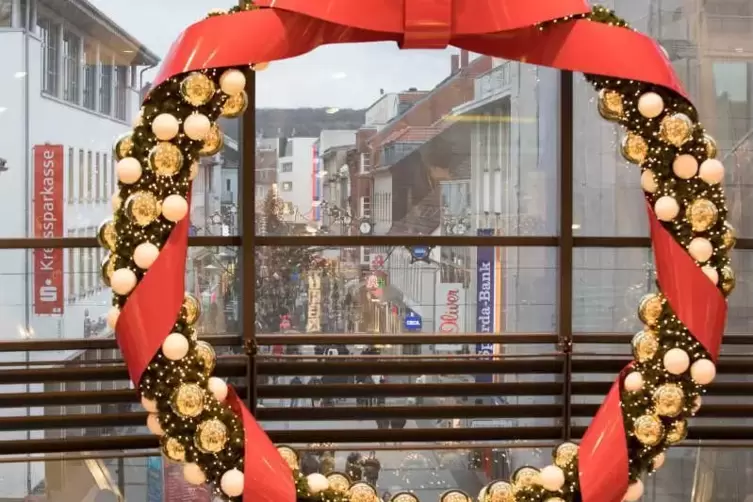 Fällt der erste Advent in den November, dürfen die Geschäfte in Rheinland-Pfalz öffnen, erklärt Matthias Pallmann vom Einzelhand