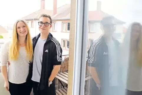 Haben denselben Arbeitgeber: Jessica Rocker-Zwick und Dominik Rocker schwingen in Impflingen das närrische Zepter.