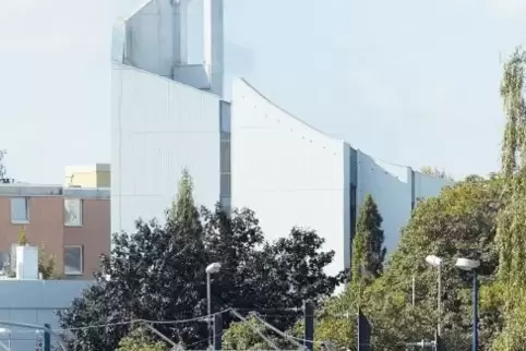 Muss bis 2022 barrierefrei erreichbar sein: Die Stadtbahn in Wörth.
