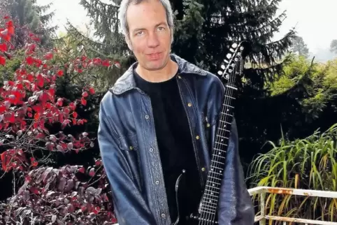 US-Musiker Chris Cacavas in seiner Wahlheimat bei Karlsruhe.