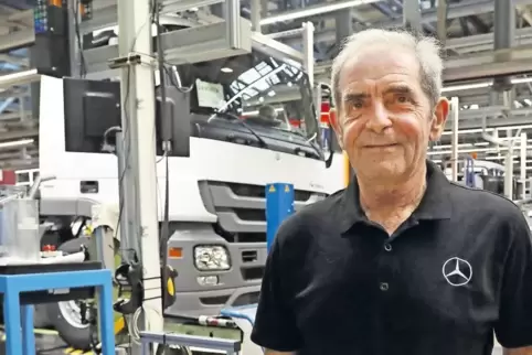 50 Jahre und 2 Monate hat Alfons Alt aus Steinweiler im Mercedes-Benz Lkw-Werk in Wörth gearbeitet.