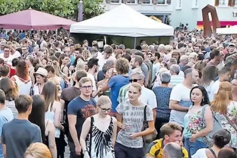 Feste wie der Landauer Sommer haben 2017 rund 320 000 Menschen in die Stadt gelockt.