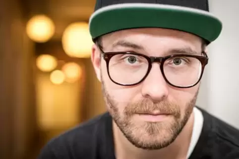 Der Kaiserslauterer Förderverein „Mama/Papa hat Krebs“ versteigert für ein Konzert von Mark Forster zweimal je zwei Karten für e
