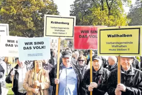 Wenn es zu Zwangsfusionen kommen sollte, ist mit Bürgerprotest zu rechnen. So wie 2013, als sich Einwohner der südwestpfälzische