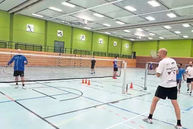 Im Schulzentrum Nord heimisch geworden: Der Badmintonverein Kaiserslautern nutzt größtenteils die Halle der Schule für seine Tra