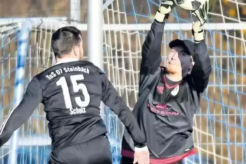 82 Gegentreffer kassierte der TuS Bolanden in der bisherigen Saison. Im Derby gegen Steinbach setzte es gar ein 0:8. Hier verhin