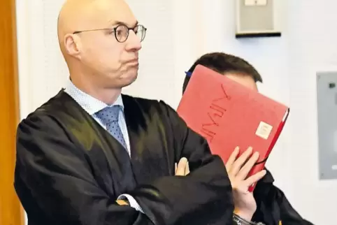 In den vergangenen zwei Prozess-Jahren hat nur der Verteidiger gesprochen: Alexander Klein mit seinem Mandanten im Frankenthaler