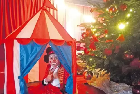 Manege frei: Tyron tritt schon mit sechs Jahren im Zirkus auf.