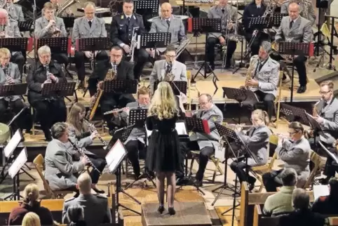 Der Reservistenmusikzug unter Leitung von Claudia Wälder-Jene beherrscht seine Instrumente perfekt.