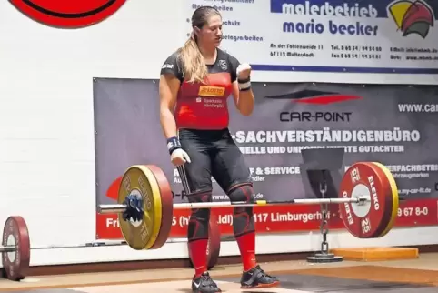 Nina Schroth vom AC Mutterstadt ist aktuelle Deutsche Meisterin im Gewichtheben.