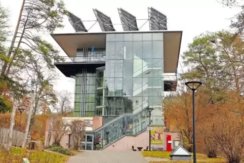 Das Biosphärenhaus in Fischbach war vor allem in den Anfangsjahren mit seinem Baumwipfelpfad ein Besuchermagnet. Mittlerweile si