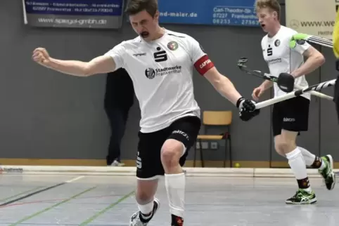 Hatte Grund zum Jubeln: TG-Kapitän Johannes Gans. Foto: Bolte 
