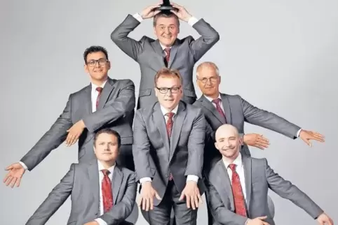 Geistreich soll es sein, Spaß muss es machen: Wenn die sechs Herren im gepflegten Outfit auftreten, ist bei aller Seriosität des