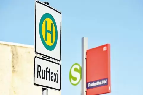 Ausgangspunkt der geplanten neuen Linie ist der Hauptbahnhof Frankenthal. Von dort geht es über die Vororte Eppstein und Flomers