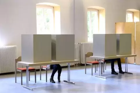 Die Bürger der Verbandsgemeinden Dahner Felsenland und Hauenstein werden am 26. Mai 2019 neue Verbandsgemeinderäte wählen.  Symb