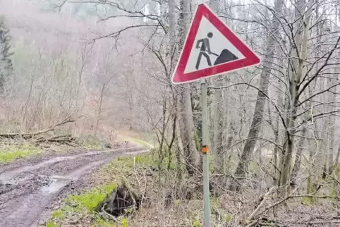 Der Radweg an der Burg Gräfenstein wird ausgebaut.