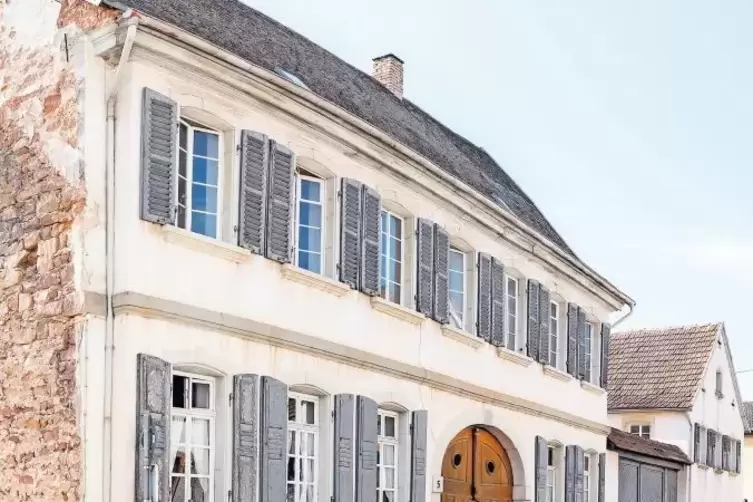 Das Haus stammt aus dem Jahr 1789.