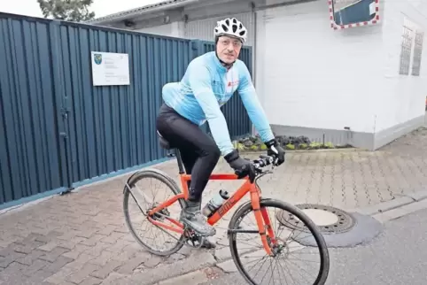 Die Arbeit ist getan, nun fährt Thomas Schuler die 26 Kilometer von Wörth nach Germersheim nachmittags zurück – wie immer mit de