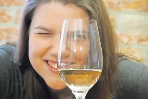Hat den Durchblick in Sachen Wein: Katharina Hauck aus Deidesheim promoviert an der Geisenheimer Hochschule zum Thema Vermarktun