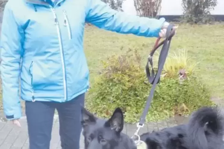 Stehen voll im Leben: Silke Bergmann mit &bdquo;Hope&ldquo;.