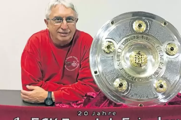Das waren noch Zeiten, als der 1. FCK 1998 Meister wurde: Erich Huber begegnete den Helden von damals im Fritz-Walter-Stadion.