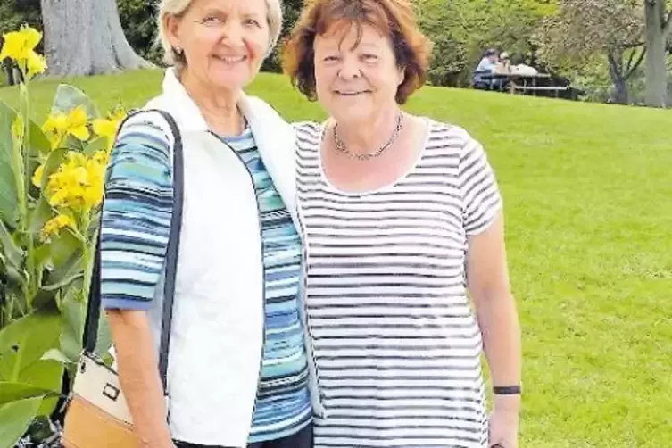 In Kanada: Christel Allmang (rechts) und Edith Scheuing.