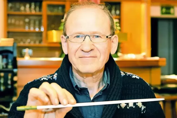 Ein leidenschaftlicher, vielbeschäftigter Musiker: Werner Gaug, der Dirigent des Spielmannszugs des Turn- und Sportvereins Krieg