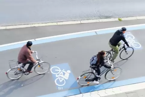 Ein Radweg sollte klar erkenntlich sein, so der ADFC-Kreisvorsitzende. So sieht ein Radschnellweg in Göttingen aus.