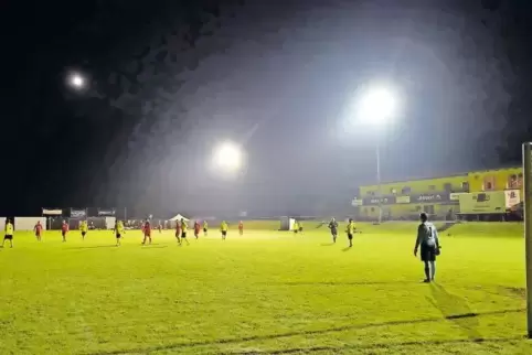 Der erste Versuch: 2015 spielten der SC Winterbach und der VfL Wallhalben 75 Stunden ohne Unterbrechung.